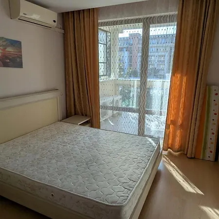 Bright And Spacious Beachfront With Sea View By Flat Manаger *