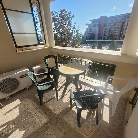 Beachfront 1br In Prestige By Flat Manаger Apartment