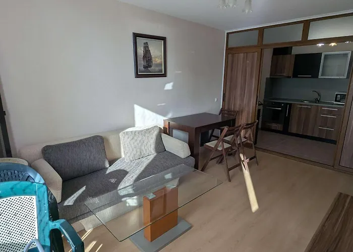 Bright And Spacious Beachfront With Sea View By Flat Manаger 公寓